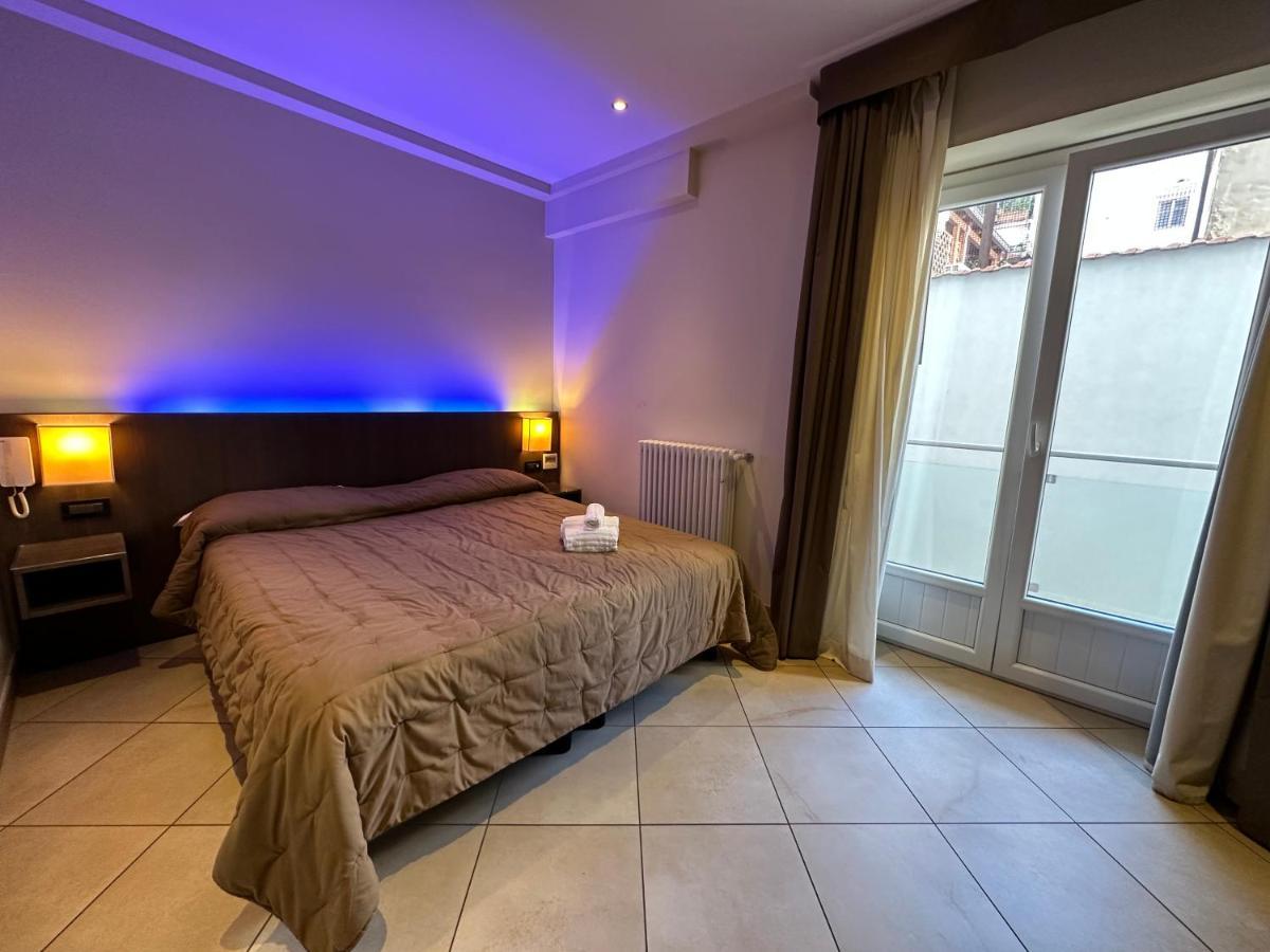 Bb 10 Serpotta - Palazzo Riolo & Restaurant Παλέρμο Εξωτερικό φωτογραφία